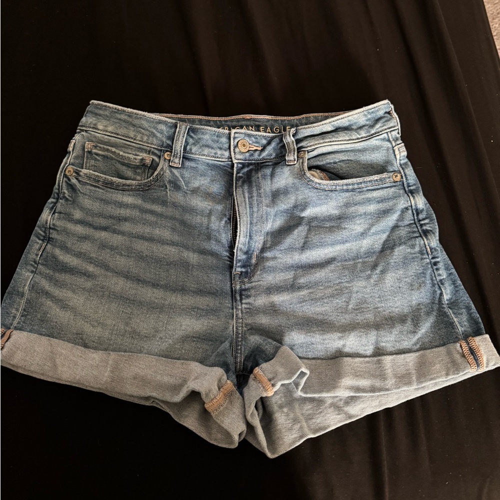 American eagle mom shorts size 10
